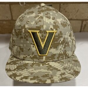 New The Game A-Flex Vanderbilt Fitted Hat Digital Camo Mens Size Medium